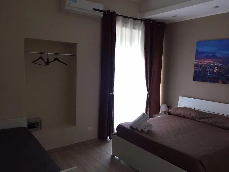 B&B Metropolitan Nápoles Alojamento de Acomodação e Pequeno-almoço