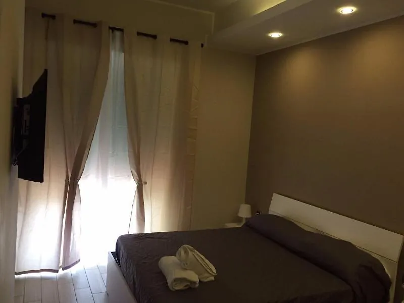 Alojamento de Acomodação e Pequeno-almoço B&B Metropolitan Nápoles
