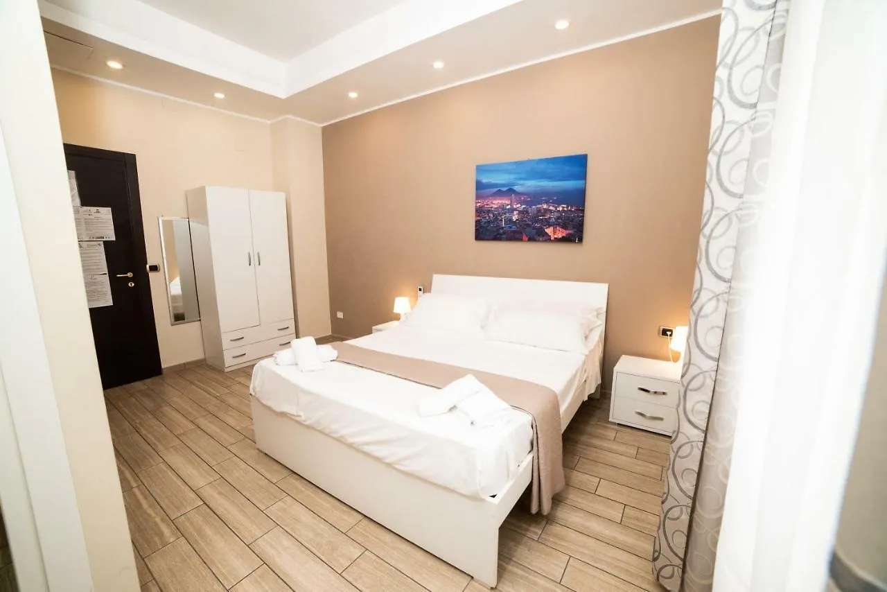 B&B Metropolitan Nápoles 3*,  Itália