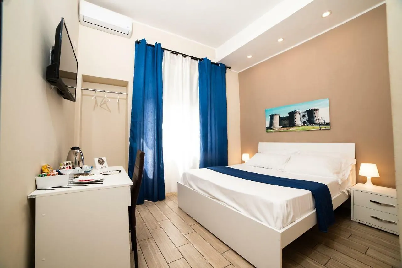 B&B Metropolitan Nápoles 3*,